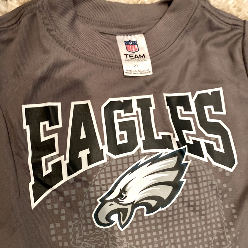 Toddler Philadelphia Eagles 2T shirt